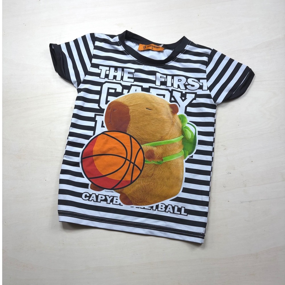 Ann's Kids Capybara Basketball Striped Graphic T-Shirt Black White Size 5
